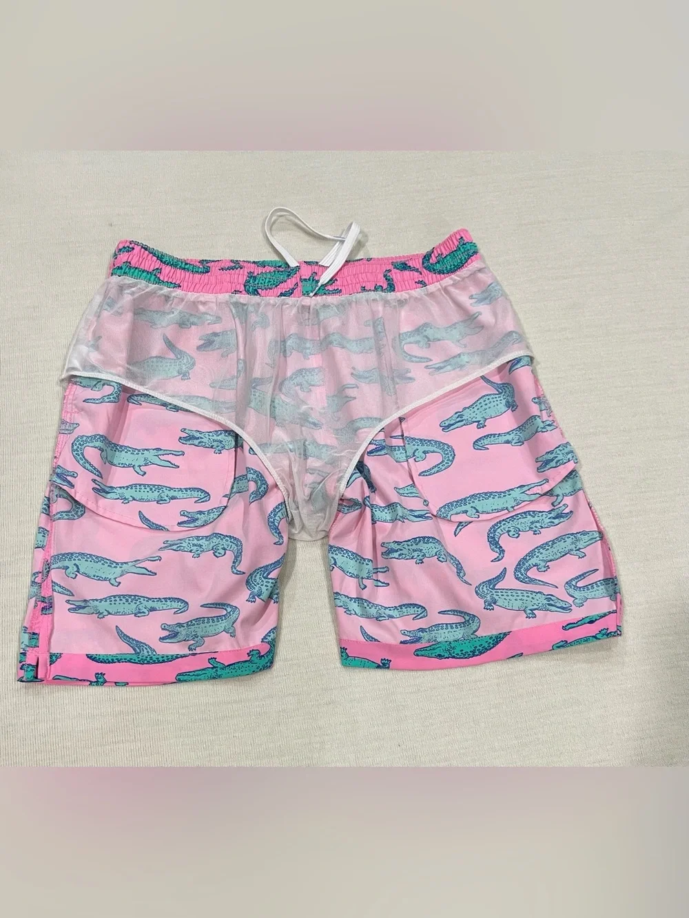 Chubbies 7” The Glades Swim Trunks Pink Alligator Print Men's Large